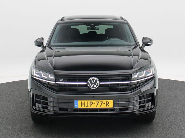 Volkswagen TOUAREG 3.0 TSi eHybrid 463 Pk 4MOTION R-Line | 360° Camera | Full LED | Trekhaak | Panoramadak | DynAudio | Head-Up | Digitaal Dashboard | 22 Inch