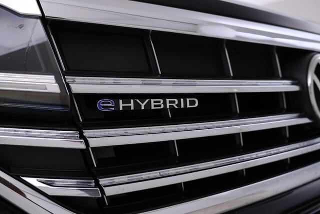 Volkswagen TOUAREG EHYBRID Panorama, Luchtvering, Climate, Volleder.