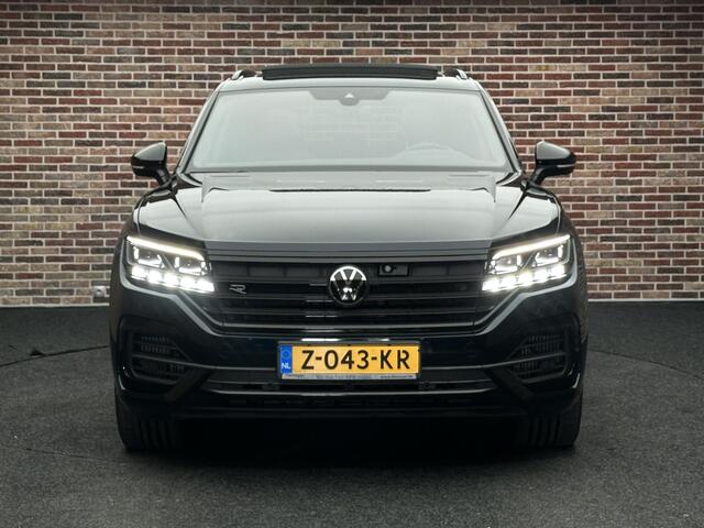 Volkswagen TOUAREG 3.0 TSi 4MOTION R HeadUp Panorama Luchtvering Memory Line