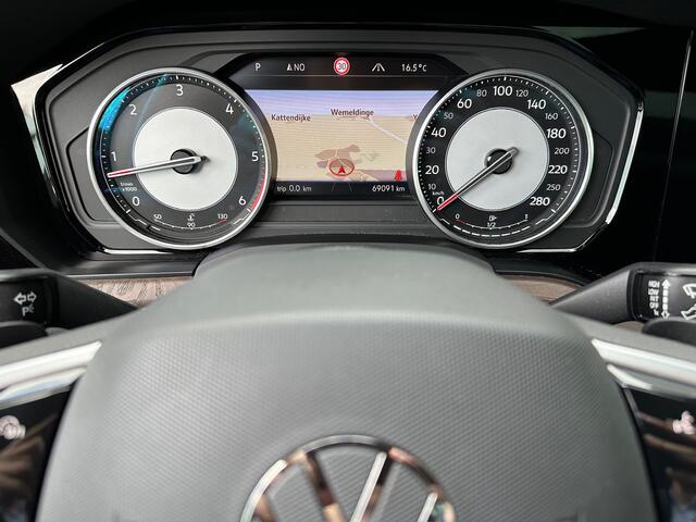 Volkswagen TOUAREG 3.0 TDI 4Motion Atmosphere | Panoramadak | Trekhaak | Grijs kenteken | Excl. Btw