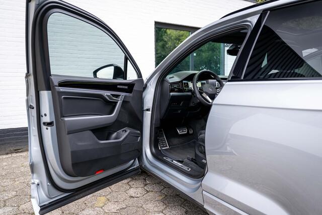 Volkswagen TOUAREG 3.0 TSI eHybrid R 4M Nightvision DynAudio Trekhaak