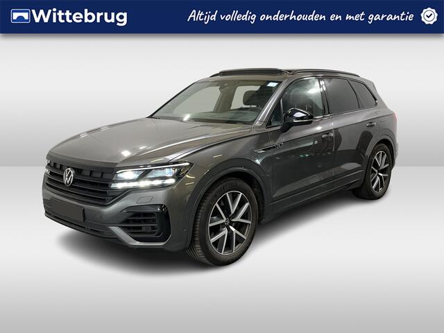 Volkswagen TOUAREG 3.0 TSi 4MOTION R / AUTOMAAT/ PANO/ 2X R-LINE/ 462PK/ LUCHTVERING/ LEER/ HEAD-UP DISPLAY/ ADAPT. CRUISE/ MATRIX/ RIJ-MODI/ NAVI/ PARK. SENSOREN + CAMERA/ STOEL-STUUR V ERWARM./ 4-ZONE CLIMA