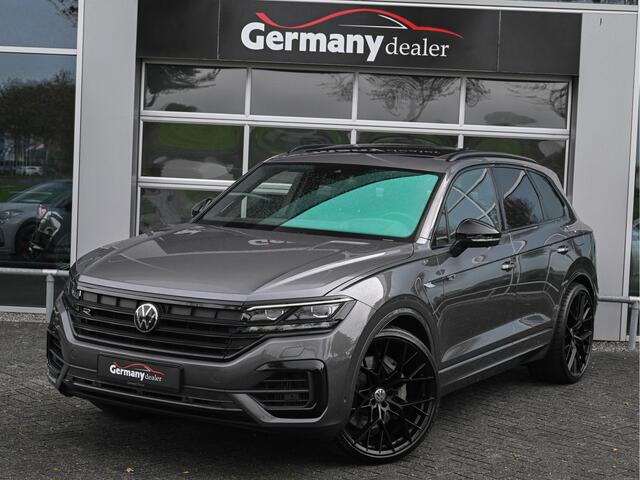 Volkswagen TOUAREG 3.0TSI eHybrid 462pk 4Motion R-Line Pano DynAudio Lucht Softclose Tr.haak VOL!