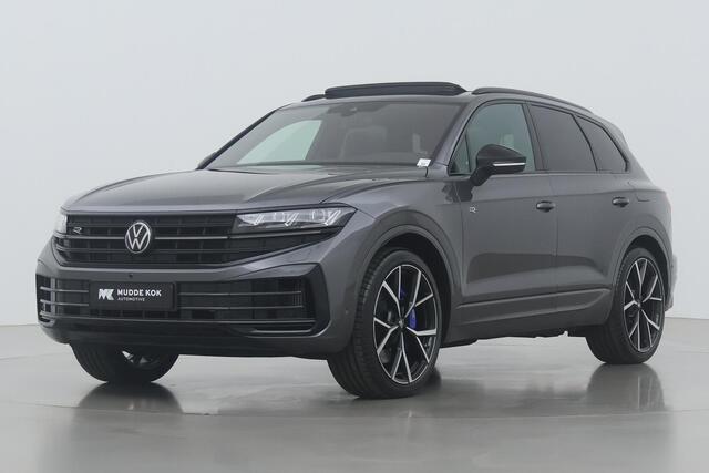 Volkswagen TOUAREG 3.0 TSi eHybrid 4MOTION R Edition | NIEUW | Luchtvering | Head-Up | 22 Inch | Massage | Schuifdak | Trekhaak