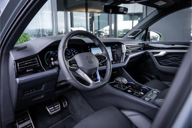 Volkswagen TOUAREG 3.0 TSi eHybrid 4MOTION R - Panorama | Stoelkoeling & Massage | Luchtvering
