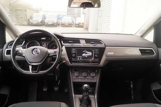 Volkswagen TOURAN 1.2 TSI 110pk Edition 7-persoons -NAVI-PDC-ACC-
