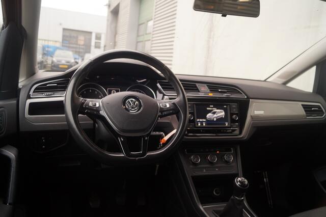 Volkswagen TOURAN 1.2 TSI 110pk Edition 7-persoons -NAVI-PDC-ACC-