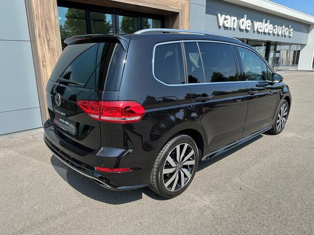 Volkswagen TOURAN 1.5 TSI 150pk DSG R-line Highline | Led | Trekhaak | Dode hoek | Camera | Keyless | Rijklaar incl. garantie