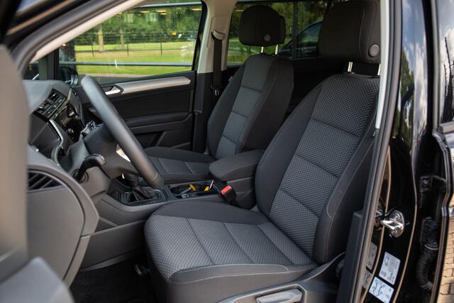 Volkswagen TOURAN 1.5 TSI Comfortline Business 7p , Adap. Cruise, Virtual cockpit, Achteruitrijcamera,