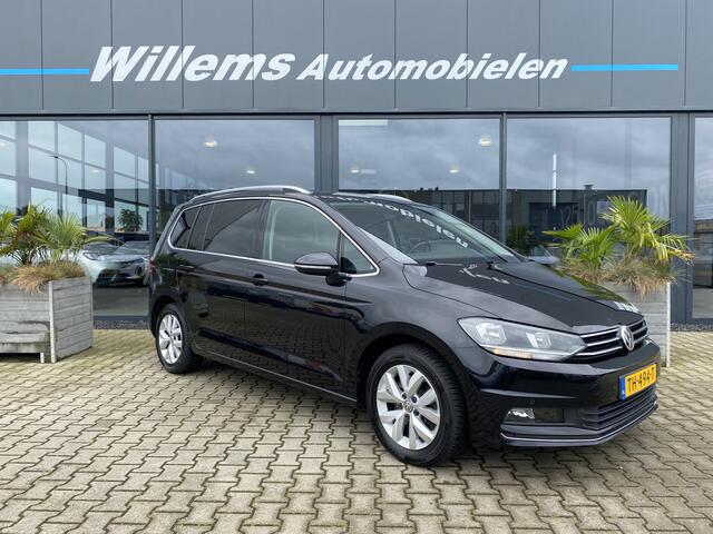 Volkswagen TOURAN 1.2 TSI Highline 7p Trekhaak & Apple carplay
