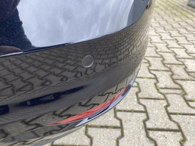 Volkswagen TOURAN 1.2 TSI Highline 7p Trekhaak & Apple carplay