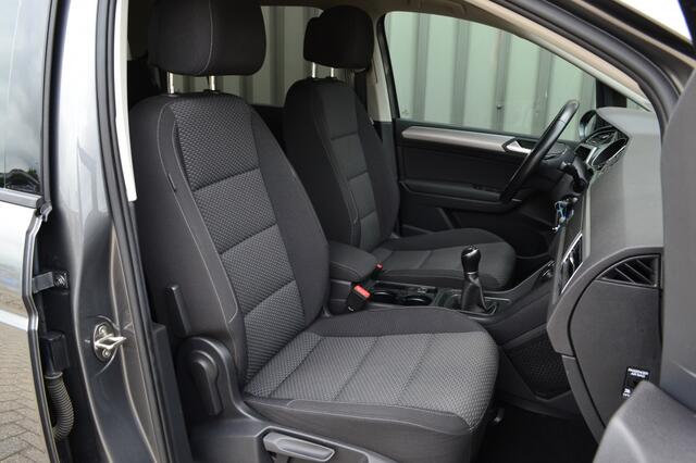 Volkswagen TOURAN 1.4 TSI Comfortline 7p Navi/Camera/LED/18'' inch