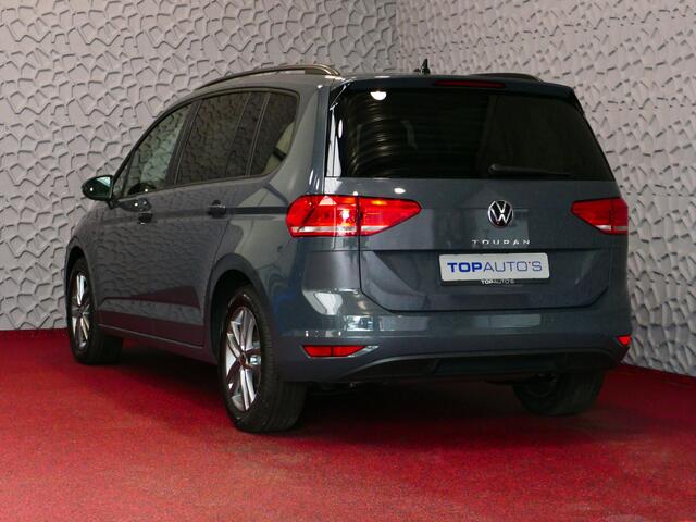 Volkswagen TOURAN 1.5 TSI 150PK 7P CARPLAY NAVI CAMERA LED ELEK.KLEP VIR.COCKPIT DODE.HOEK DET. STOELVERW KEYLESS 7P 7PERS 11/2024 "Volkswagen rijden begint bij Topautos.nl - 75 topmodellen direct op voorraad!"