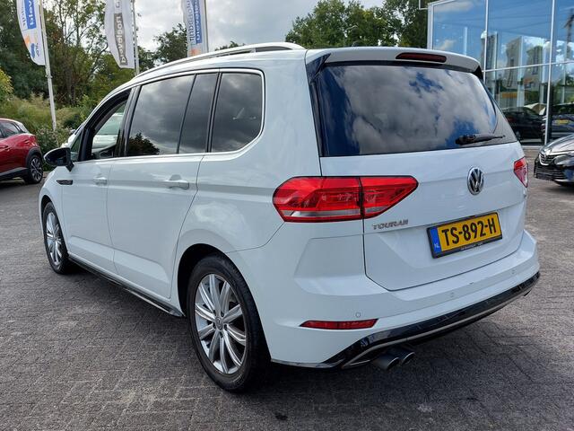 Volkswagen TOURAN 1.4 TSI 150pk DSG Highline Business R-Line 7-Persoons | Navi | Clima | Adap.Cruise | Led Koplampen | Pdc V+A+Camera | Licht+Regensensor | Privacy Glass | 17''lm