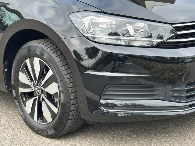 Volkswagen TOURAN 1.5 TSI Comfortline 7-persoons | Keyless | Navi | Camera | Dode hoek | Rijklaar incl. garantie