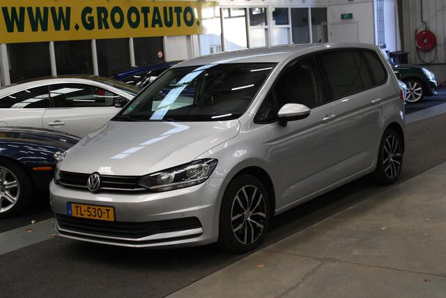 Volkswagen TOURAN 1.2 TSI Connected Series 7persoons|Cruise|Navi