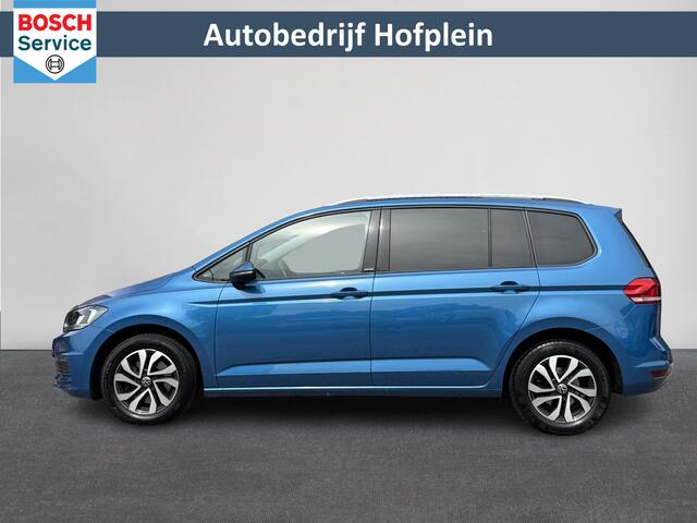 Volkswagen TOURAN 1.5 TSI Active 7 Persoons | Climate Control | Virtual Cockpit | Cruise Control | Navigatie | Apple Carplay/Android Auto | Stoelverwarming | Dodehoek detectie | ( Vestiging - Vianen Tel: 0347-371248 )