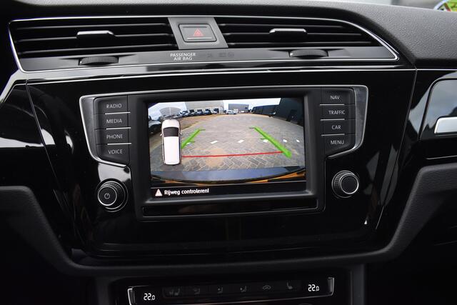 Volkswagen TOURAN 1.4 TSI Highline 7p Carplay - Cruise - Navi - Clima