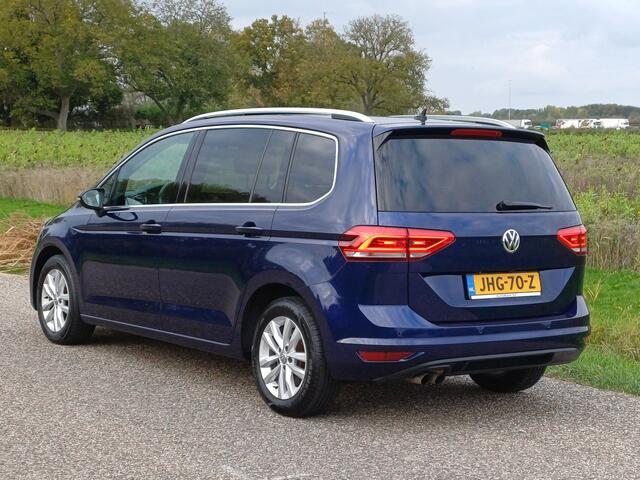 Volkswagen TOURAN 1.8 TSI Highline /180 PK!/Pano/Camera/Cruise/Navi/