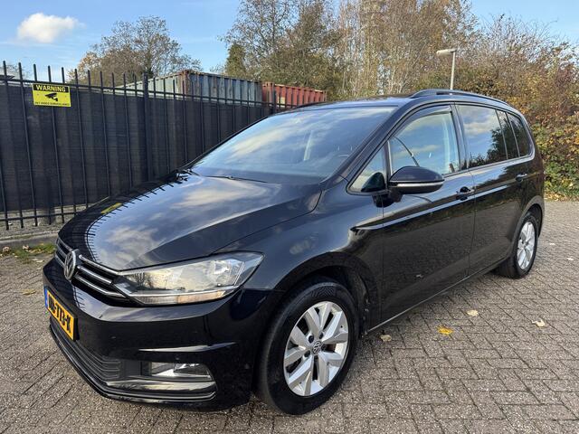 Volkswagen TOURAN 1.4 TSI DSG Comfortline Panorama/CAM/Clima/Cruise