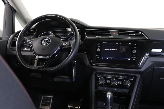 Volkswagen TOURAN 1.4 TSI Connected Series, R-line, 7-Persoons, Trekhaak, Apple Carplay/ Andriod auto, ACC,