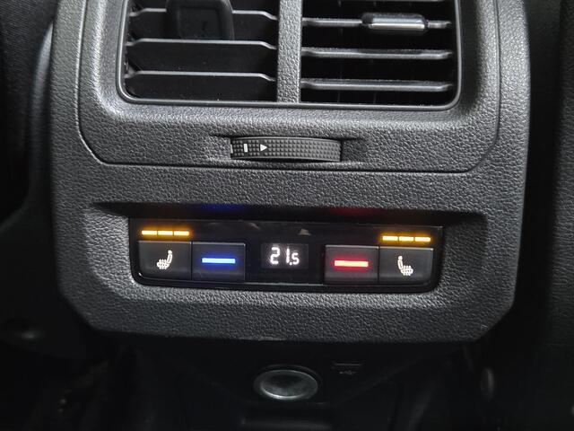 Volkswagen TOURAN 1.4 TSI Highline 2x R-line, 7-Persoons, Panoramadak, LED, Trekhaak.