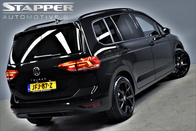 Volkswagen TOURAN 1.5 TSI 150pk Automaat Comfortline Business 7-Pers 1e Eig. Dealer OH Pano/Camera/Keyless/Virtual/Navi/Led/Pdc