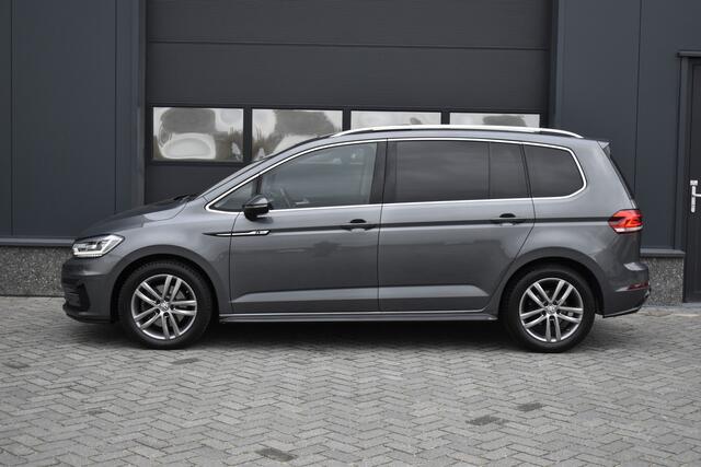 Volkswagen TOURAN 1.5 TSI Highline Business R 7p Pano - Trekhaak - Cruise - Clima