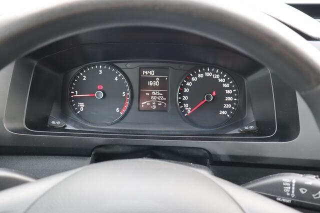 Volkswagen TRANSPORTER L1H1 26 2.0 TDI 84PK met Imperiaal,haak,airco