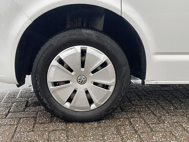 Volkswagen TRANSPORTER 2.0 TDI L1H1 26 Economy Business 90pk SCI Trekhaak | Apple Carplay | Airco | Gestoffeerde laadruimte | Parkeersensoren