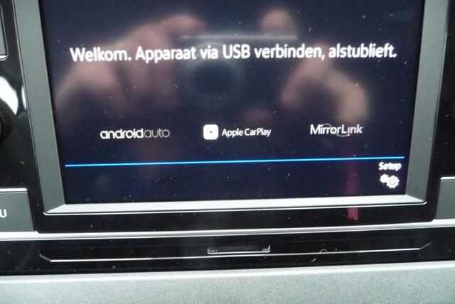 Volkswagen TRANSPORTER 90 pk 2.0 TDI L1H1 26 Economy Business deurtjes, bank, carplay, cruise