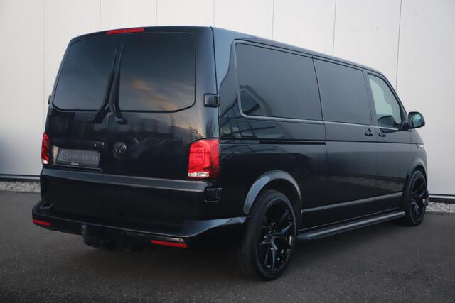 Volkswagen TRANSPORTER 2.0 TDI L2H1 DC Bulli 199PK DSG Automaat Black Edition Trekhaak Virtual Cockpit 20 Inch LMV Full LED Navigatie Camera Adaptive Cruise Carplay Android Parkeersensors
