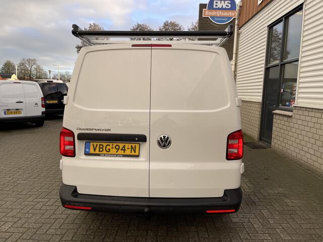 Volkswagen TRANSPORTER 2.0 TDI 102pk L1H1 Comfortline / vaste prijs rijklaar ¤ 16.950 ex btw / lease vanaf ¤ 311 / airco / cruise / imperial / bijrijdersbank / trekhaak / pdc achter / laadruimte beveiliging !