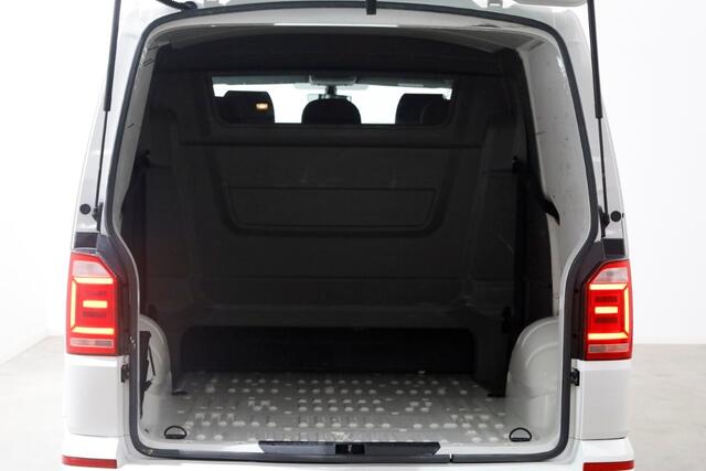 Volkswagen TRANSPORTER T6 2.0 TDI E6 L1H1 Highline D.C. LED/ACC 02-2018