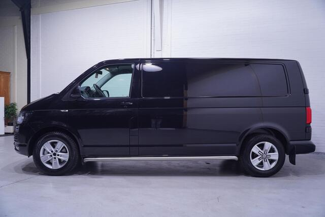 Volkswagen TRANSPORTER 2.0 TDI 204 pk DSG Aut. L2 Navi, Trekhaak 17" LMV, PDC V+A, Laadruimte Pakket, Cruise Control, 3-Zits