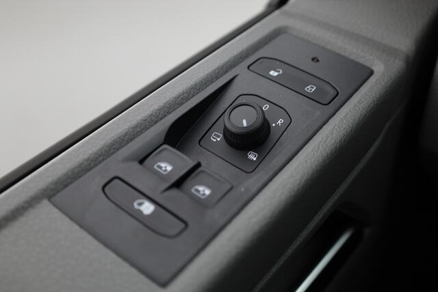 Volkswagen TRANSPORTER 2.0 TDI - 150pk DSG-Automaat | Digitaal Cockpit | Airco | Navi | Cruise | 2x Schuifdeur | Pure Grey | BPM Vrij!