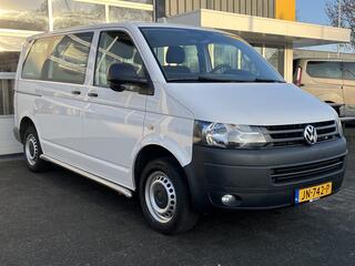 volkswagen-transporter-kombi-8-pers
