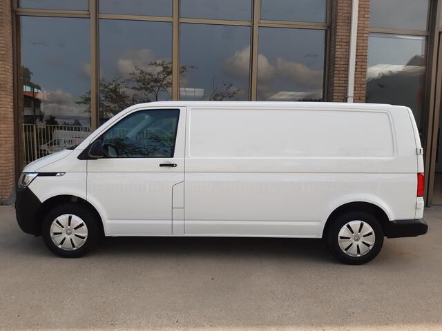 Volkswagen TRANSPORTER 2.0 TDI L2 30 Comfortline Nw model Airco Cruise control PDC Trekhaak 2200Kg