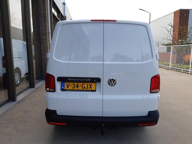 Volkswagen TRANSPORTER 2.0 TDI L2 30 Comfortline Nw model Airco Cruise control PDC Trekhaak 2200Kg