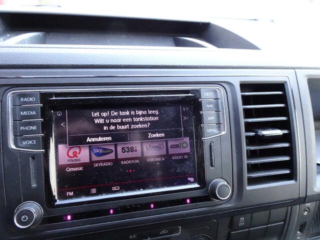 Volkswagen TRANSPORTER 2.0 TDI L2H1 Highline navi / pdc/ cruis . ac