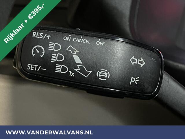 Volkswagen TRANSPORTER 2.0 TDI L1H1 Euro6 RIJKLAAR Airco | Camera | Apple Carplay | Android Auto | Cruisecontrol | Trekhaak Parkeersensoren