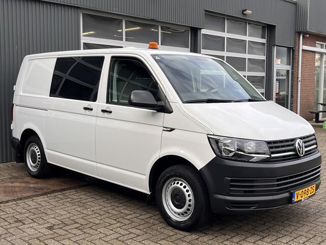 Volkswagen TRANSPORTER 2.0 TDI L1H1 Airco Cruise controle Trekhaak 2200kg Kastinrichting Omvormer Standkachel Telefoonvoorbereiding 2-Persoons 1e eigenaar Euro 6 Bpm vrij voor particulier gebruik!!