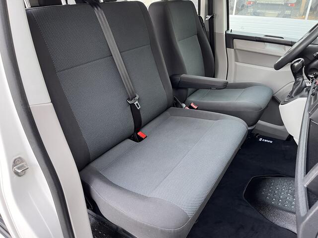 Volkswagen TRANSPORTER 2.0 TDI L1H1 DC 4Motion 150pk Airco DSG 4x4 Airco Cruise controle Telefoonverbinding Navigatie Apple carplay Trekhaak 2500kg Euro 6 Bpm vrij voor particulier gebruik!!