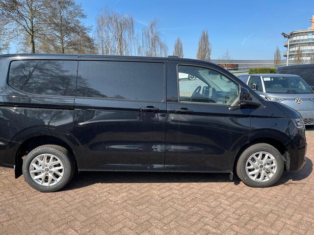 Volkswagen TRANSPORTER Bedrijfswagens Bulli 2.0 TDI 110 kW 150 pk 8 versn. Auto | BPM vrij | Exterieurpakket met bumpers, grille, spiegels en handgrepen in carrosseriekleur | Achterdeuren zonder ruit | Diefstalalarmsysteem met interieurbeveiliging, noodsirene en wegsleepbeveili