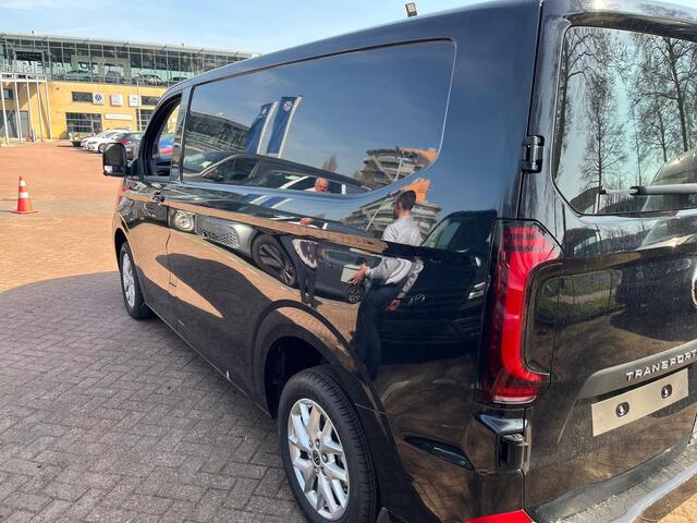 Volkswagen TRANSPORTER Bedrijfswagens Bulli 2.0 TDI 110 kW 150 pk 8 versn. Auto | BPM vrij | Exterieurpakket met bumpers, grille, spiegels en handgrepen in carrosseriekleur | Achterdeuren zonder ruit | Diefstalalarmsysteem met interieurbeveiliging, noodsirene en wegsleepbeveili