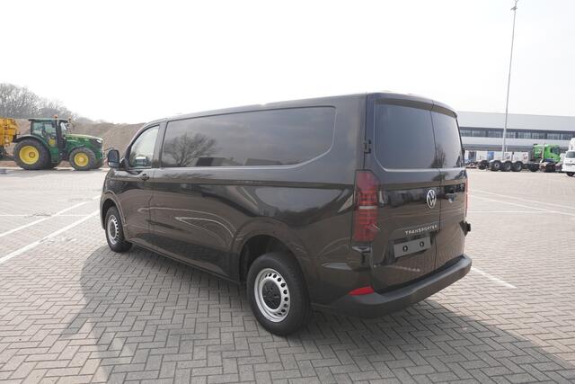 Volkswagen TRANSPORTER 2.0 TDI L2H1 30 Life 2.0 TDI L2H1 30 Life 150 pk, MF stuurwiel, Climatronic, PDV V + A, Achteruitrijcamera