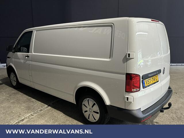 Volkswagen TRANSPORTER 2.0 TDI 150 pk L2H1 Euro6 Airco | Trekhaak | Apple Carplay | Android Auto Parkeersensoren, Cruisecontrol