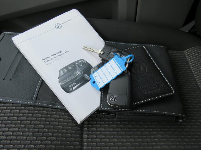 Volkswagen TRANSPORTER 2.0 TDI 150Pk DSG L2H1 DC Bulli T6.1 * 2x Schuifdeur L+R * Camera * Trekhaak * Led Koplampen * ACC * Dubbele Cabine