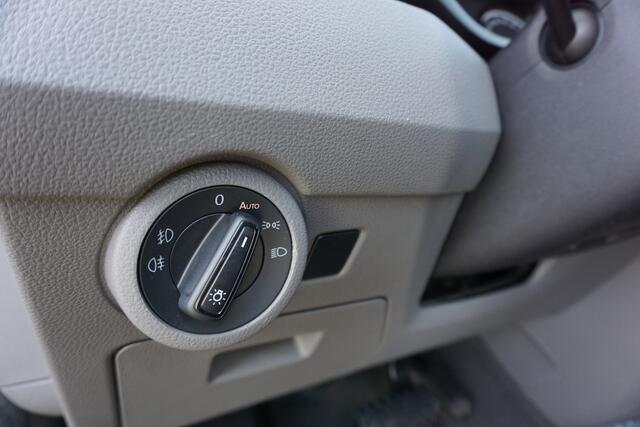 Volkswagen TRANSPORTER 28 | 150 PK AUT | L1H1 | App-Connect | Cruise | Stoel- en Voorruitverwarming | Trekhaak