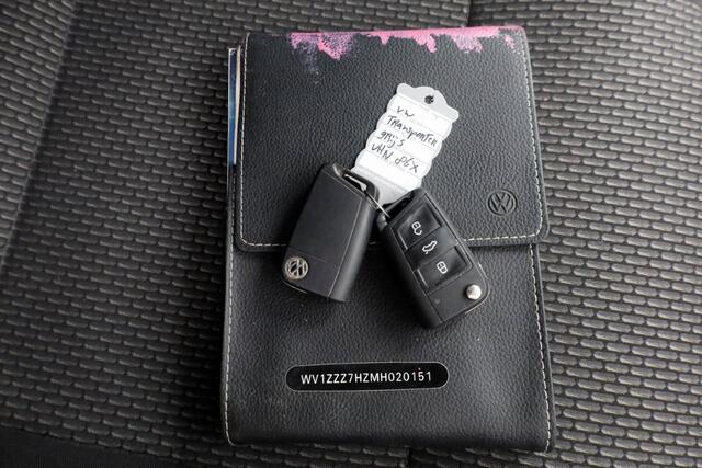 Volkswagen TRANSPORTER T6.1 2.0 TDI 150pk DSG-Automaat Lang D.C. Bulli ACC/LED/Camera 11-2020